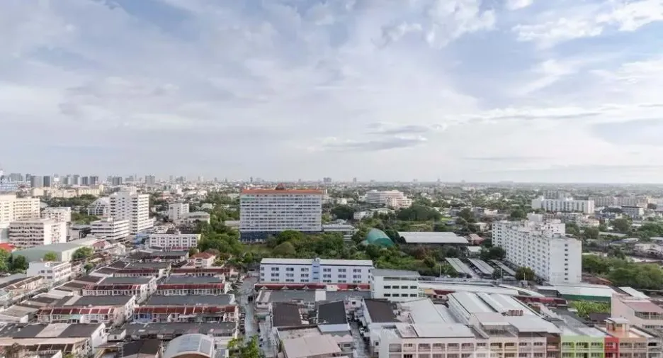For sale 1 bed condo in Bangkok Noi, Bangkok
