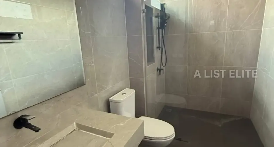For rent 4 bedrooms house in Bang Lamung, Chonburi