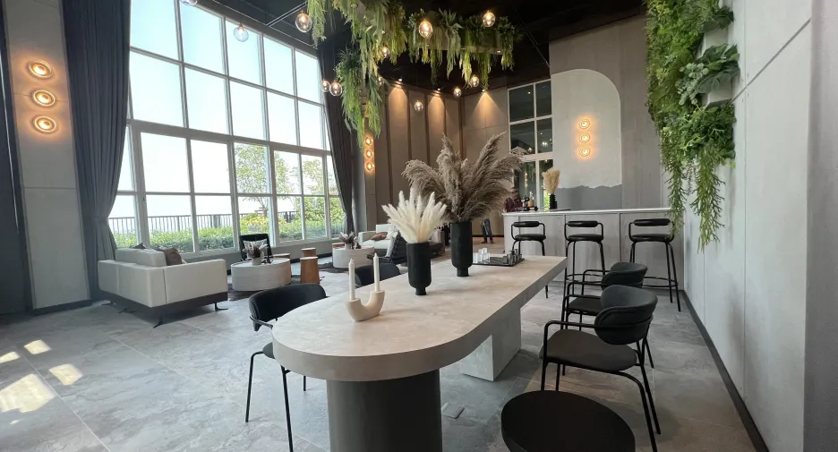 For sale 1 bed condo in Chom Thong, Bangkok