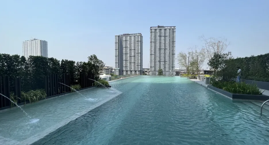 For sale 1 bed condo in Chom Thong, Bangkok
