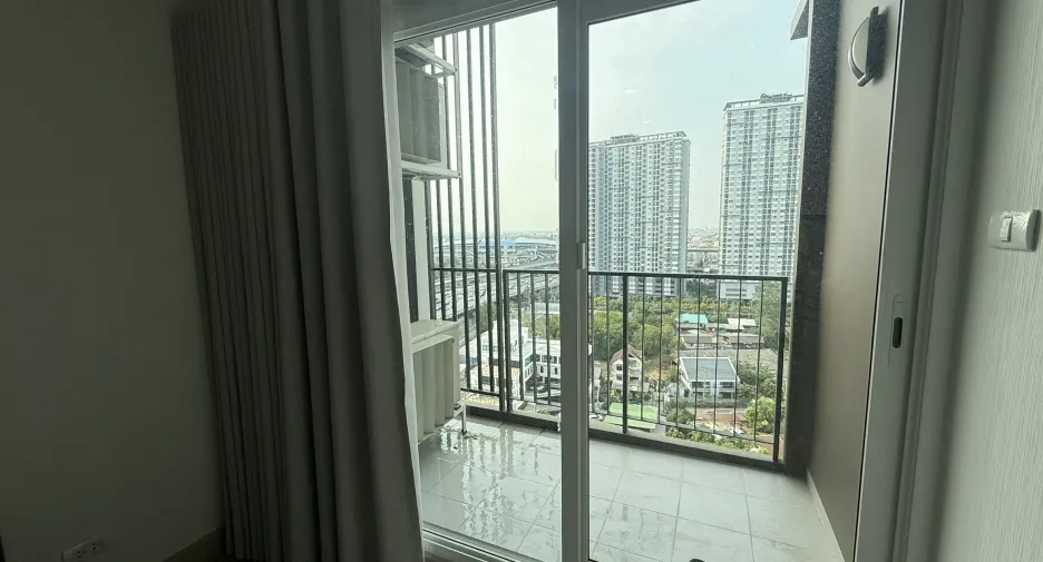 For sale 1 bed condo in Chom Thong, Bangkok