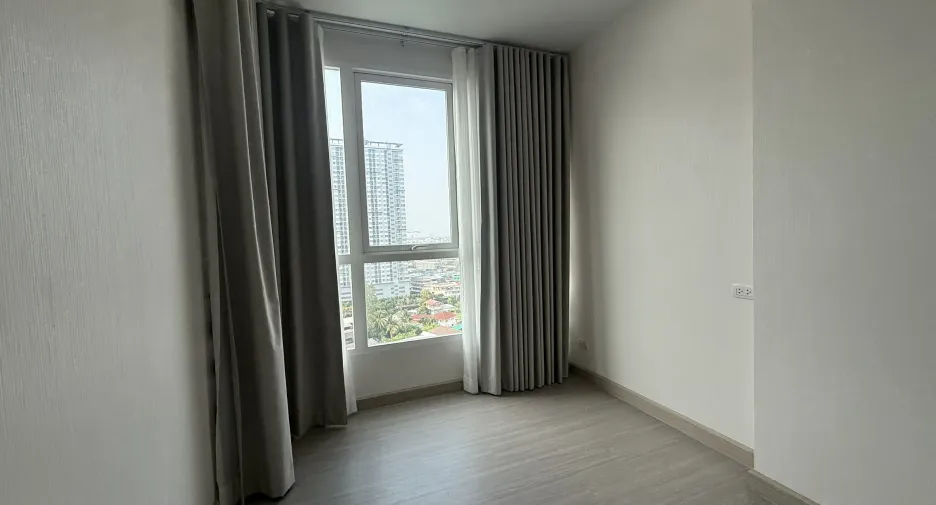 For sale 1 bed condo in Chom Thong, Bangkok
