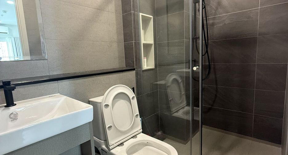 For sale 1 bed condo in Chom Thong, Bangkok