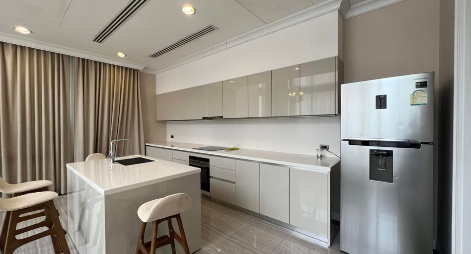 For rent and for sale 3 bedrooms townhouse in Watthana, Bangkok