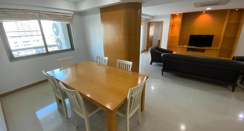 For rent 3 bedrooms condo in Watthana, Bangkok