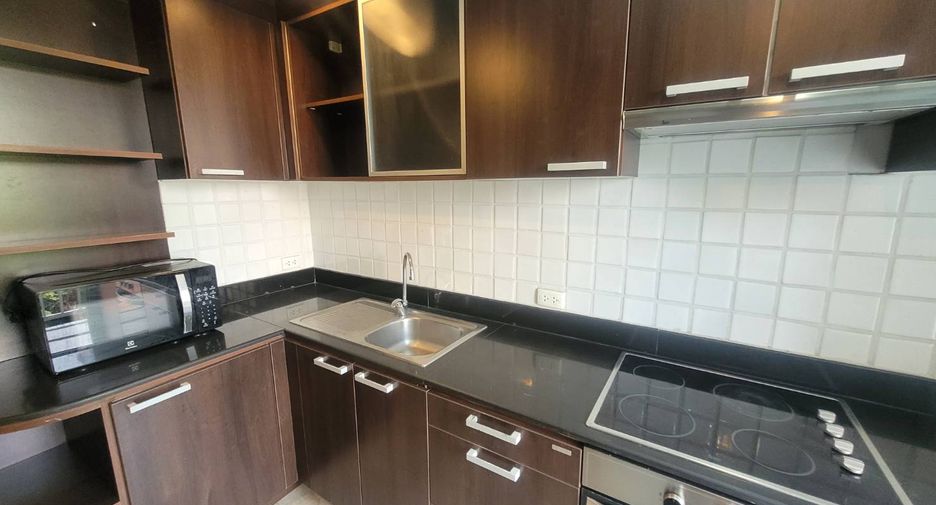 Wohnung zur Miete mit 3 Zimmer in Sathon, Bangkok