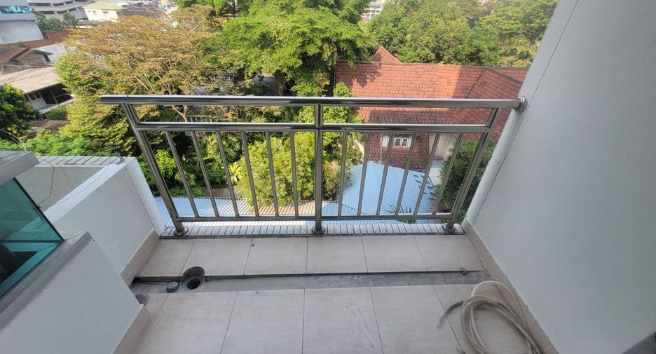 Wohnung zur Miete mit 3 Zimmer in Sathon, Bangkok