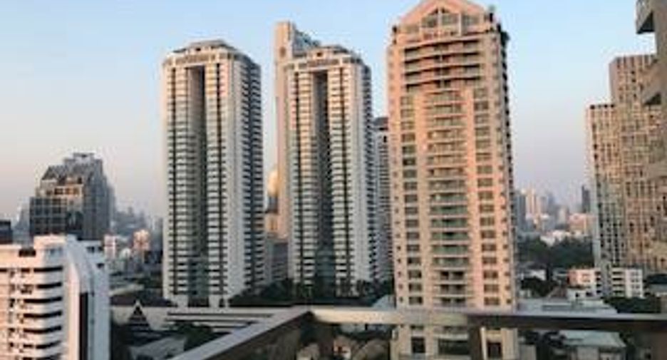 For rent 2 bedrooms condo in Sathon, Bangkok