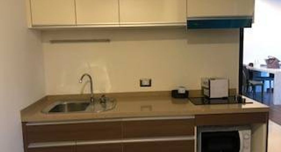 For rent 2 bedrooms condo in Sathon, Bangkok