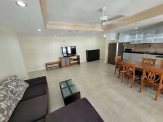 Wohnung zur Miete mit 3 Zimmer in Khlong Toei, Bangkok