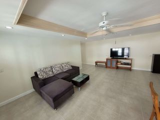 Wohnung zur Miete mit 3 Zimmer in Khlong Toei, Bangkok