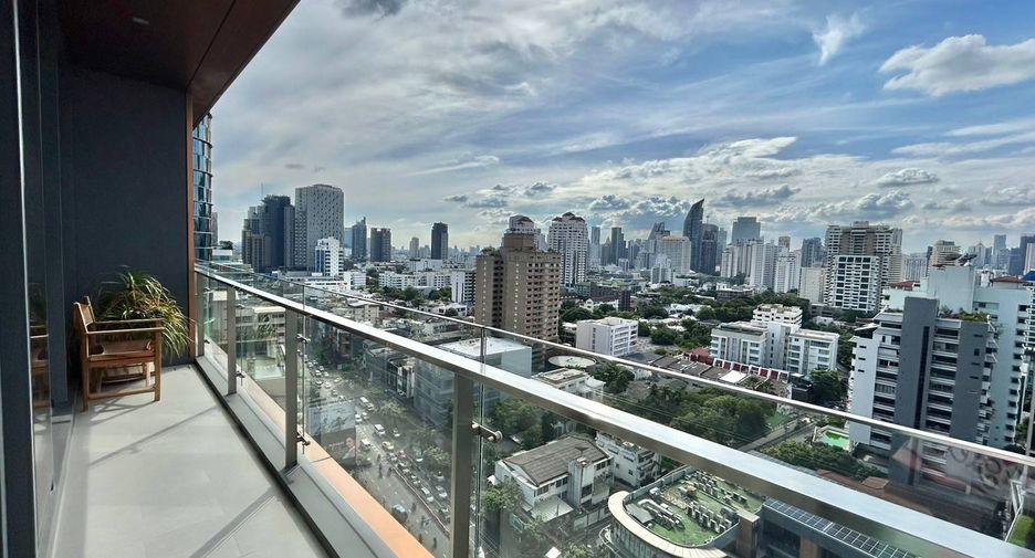 À louer et à vendre 1 chambre condo à Watthana, Bangkok
