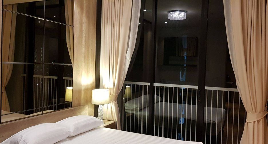 For rent 2 bedrooms condo in Khlong Toei, Bangkok