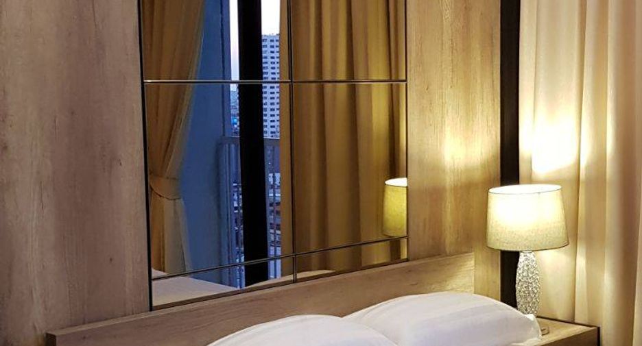 For rent 2 bedrooms condo in Khlong Toei, Bangkok