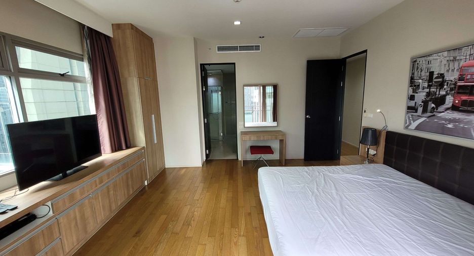 For rent and for sale 2 bedrooms condo in Khlong Toei, Bangkok