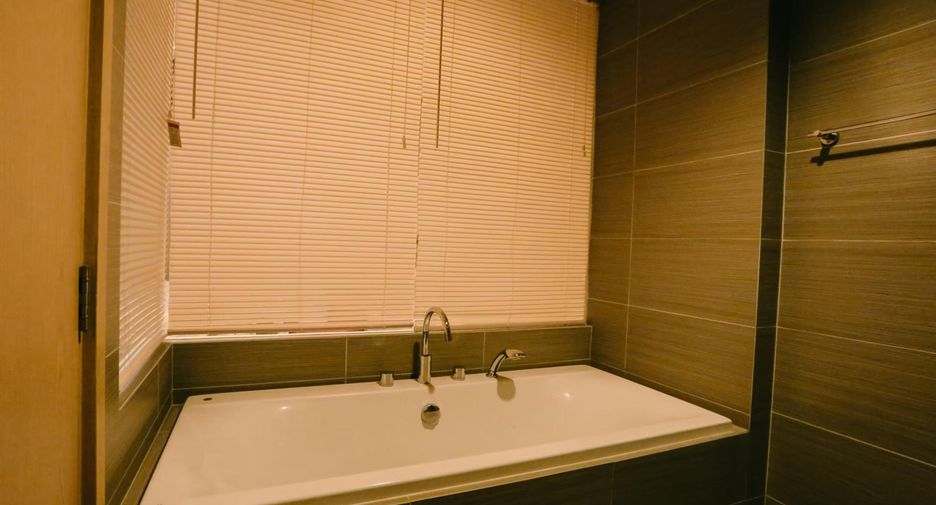 For rent and for sale 2 bedrooms condo in Khlong Toei, Bangkok