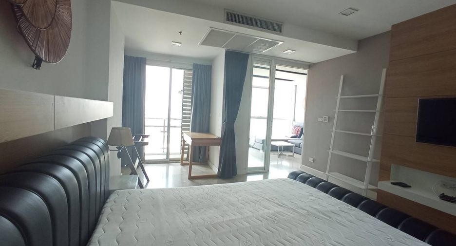 For rent 1 bed condo in Khlong Toei, Bangkok