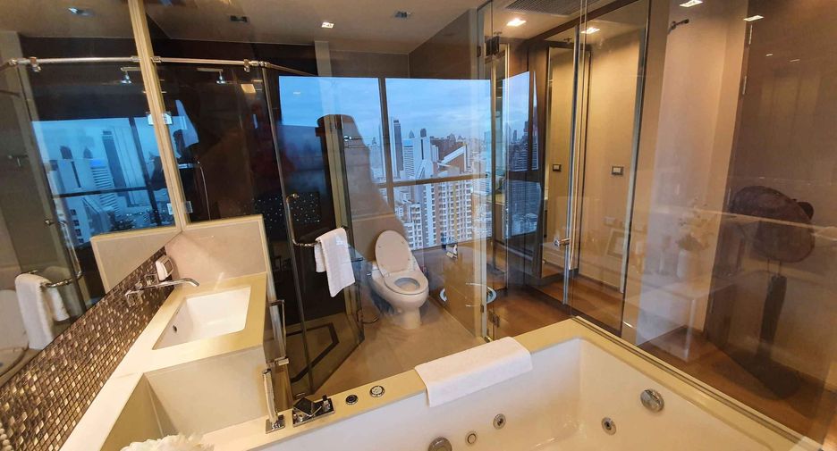 À louer 2 chambres condo à Sathon, Bangkok