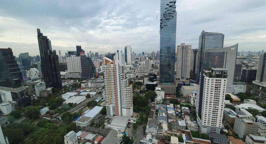 À louer 2 chambres condo à Sathon, Bangkok