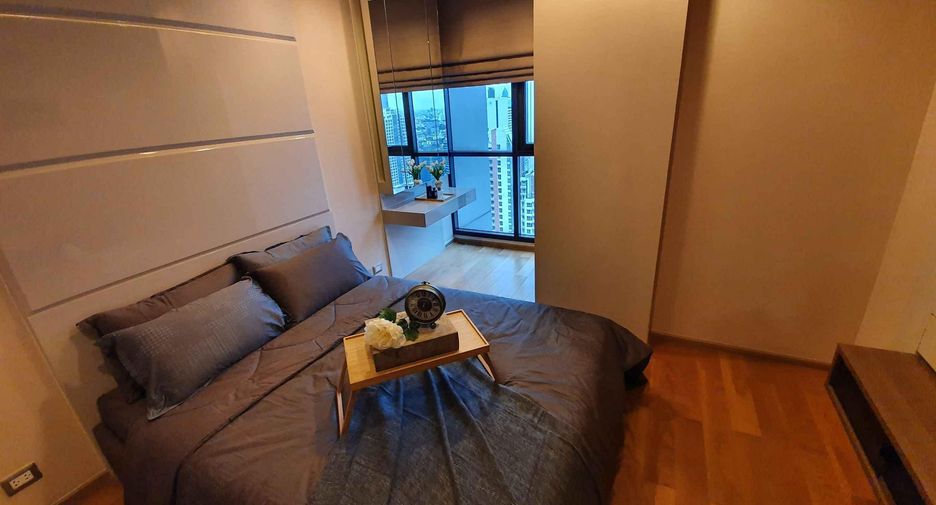 À louer 2 chambres condo à Sathon, Bangkok