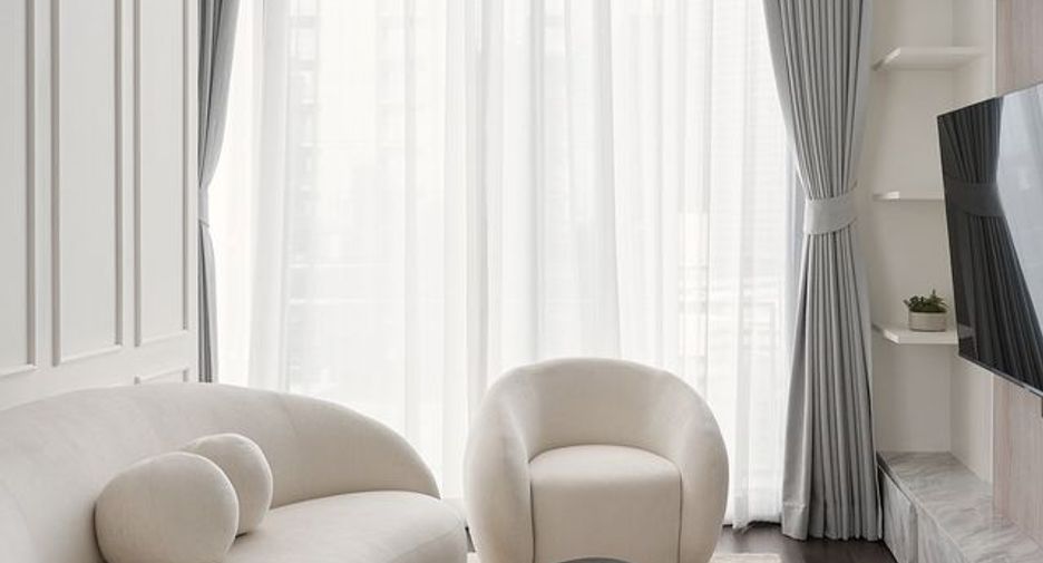 For rent 2 bedrooms condo in Khlong Toei, Bangkok