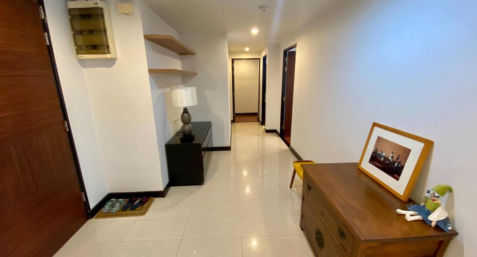 ให้เช่า 2 ห้องนอน คอนโด ใน วัฒนา, กรุงเทพฯ