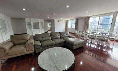 For rent 3 bedrooms condo in Watthana, Bangkok