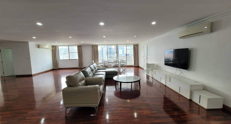 Condo en alquiler de 3 habitaciones en Watthana, Bangkok