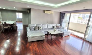 For rent 3 bedrooms condo in Watthana, Bangkok