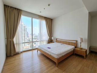 For rent and for sale 2 bedrooms condo in Khlong Toei, Bangkok