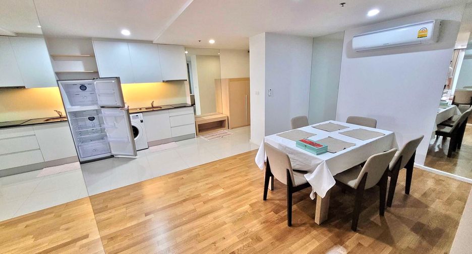 For rent 3 bedrooms condo in Watthana, Bangkok