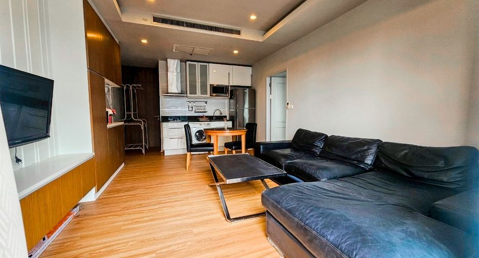 For rent 1 bed condo in Khlong Toei, Bangkok