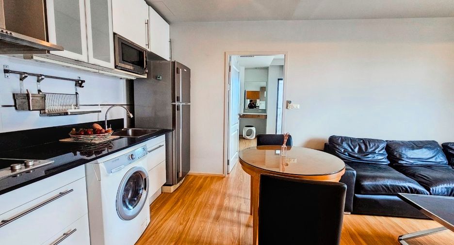 For rent 1 bed condo in Khlong Toei, Bangkok