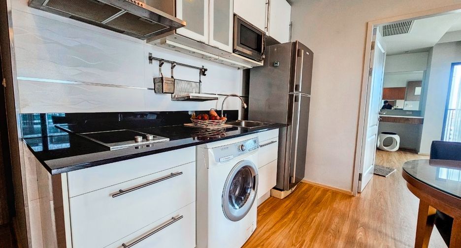 For rent 1 bed condo in Khlong Toei, Bangkok