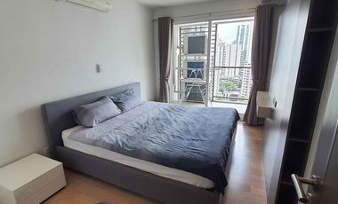À louer 2 chambres condo à Watthana, Bangkok