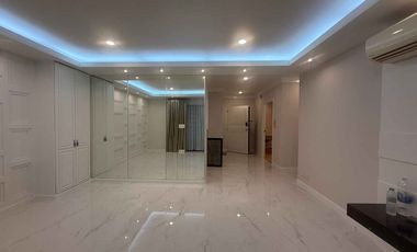 Condo en alquiler y en venta de 2 habitaciones en Sathon, Bangkok