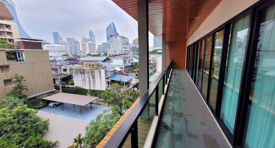 Condo en alquiler de 3 habitaciones en Pathum Wan, Bangkok