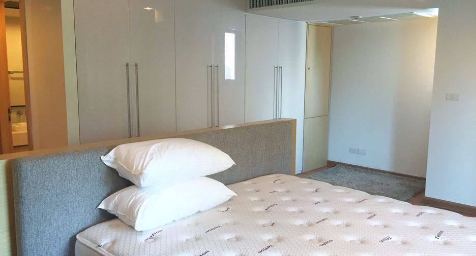 Condo en alquiler de 3 habitaciones en Pathum Wan, Bangkok