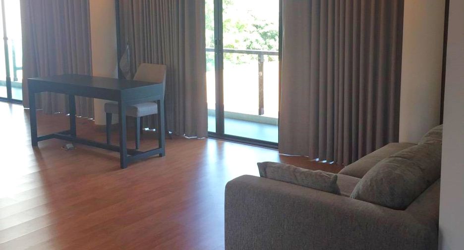 Condo en alquiler de 3 habitaciones en Pathum Wan, Bangkok