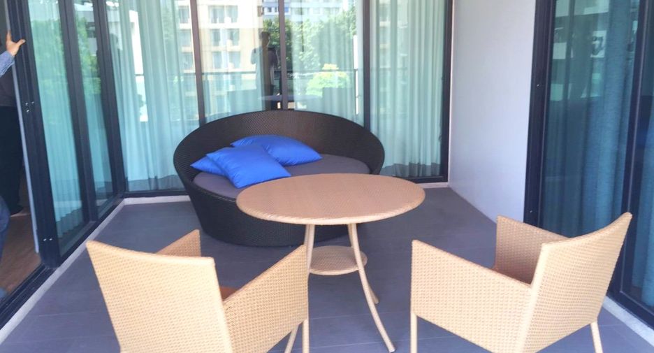 Condo en alquiler de 3 habitaciones en Pathum Wan, Bangkok
