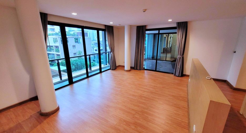 Condo en alquiler de 3 habitaciones en Pathum Wan, Bangkok