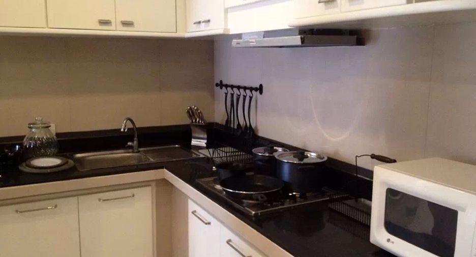 For rent and for sale 2 bedrooms condo in Watthana, Bangkok