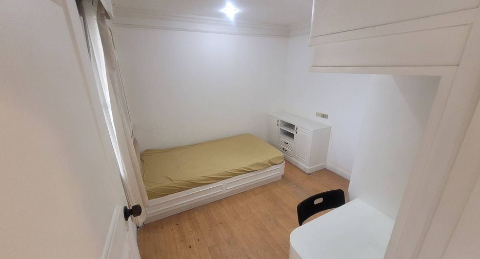 For rent and for sale 4 bedrooms condo in Khlong Toei, Bangkok