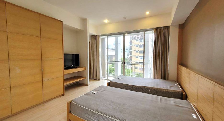 For rent 3 ベッドルーム condo in Khlong Toei, Bangkok
