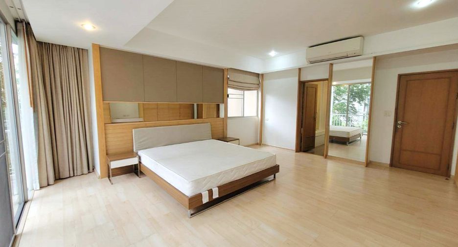 For rent 3 ベッドルーム condo in Khlong Toei, Bangkok