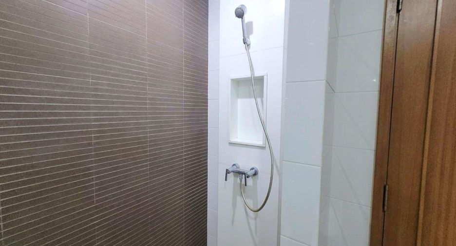 For rent 3 ベッドルーム condo in Khlong Toei, Bangkok