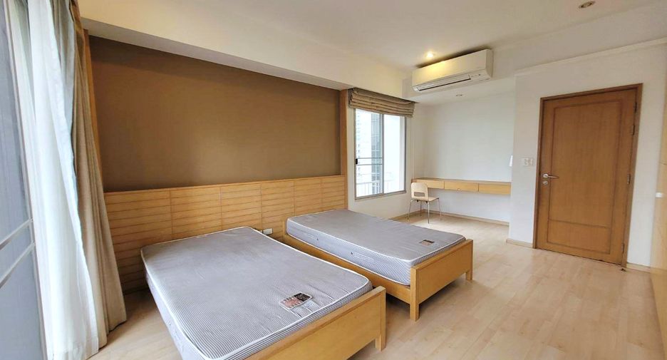 For rent 3 ベッドルーム condo in Khlong Toei, Bangkok