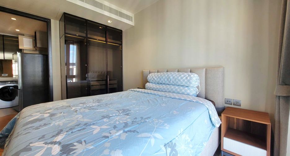 For rent 2 bedrooms condo in Watthana, Bangkok
