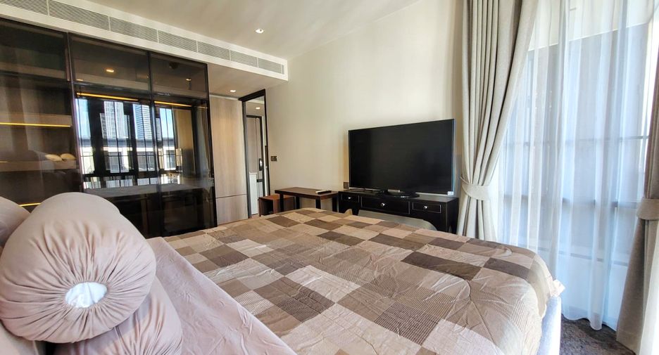 For rent 2 bedrooms condo in Watthana, Bangkok