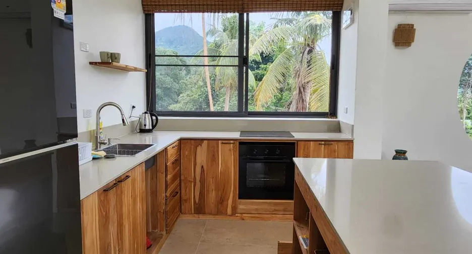 For sale 8 bedrooms villa in Ko Pha-ngan, Surat Thani